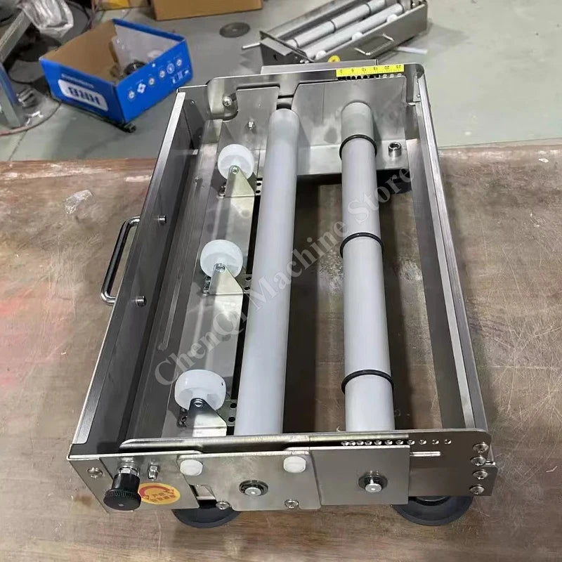 Dough Sheeter Puff Pastry Machine Table Top Hand Manual Pizza Dough Sheeter Roller Croissant Dough Flattener Laminator Machine