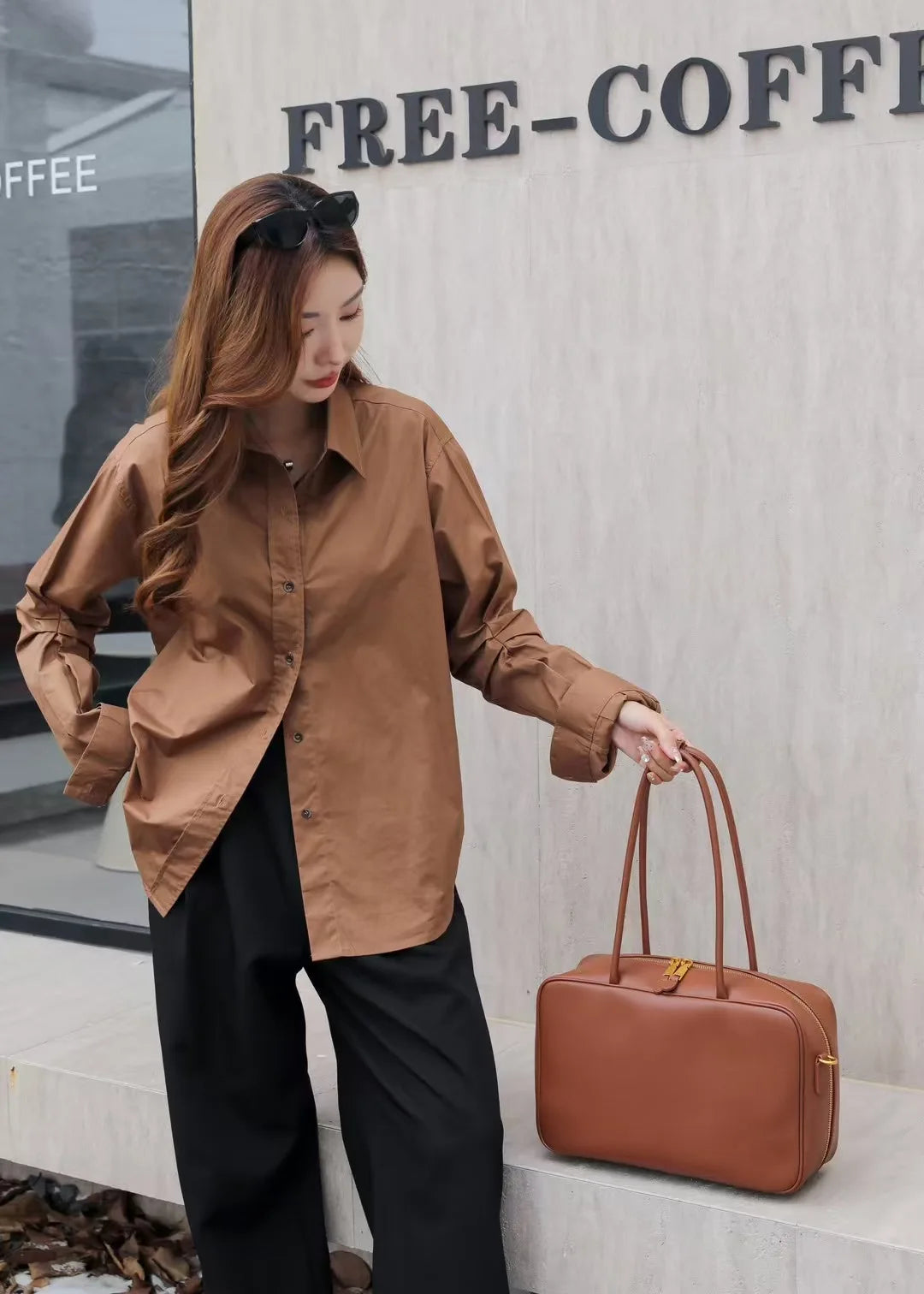 Luxury Genuine Leather Women’s Shoulder Bag Designer-style crossbody made from premium cowhide. Available in black, brown, and coffee colors with a spacious, elegant design for everyday use.