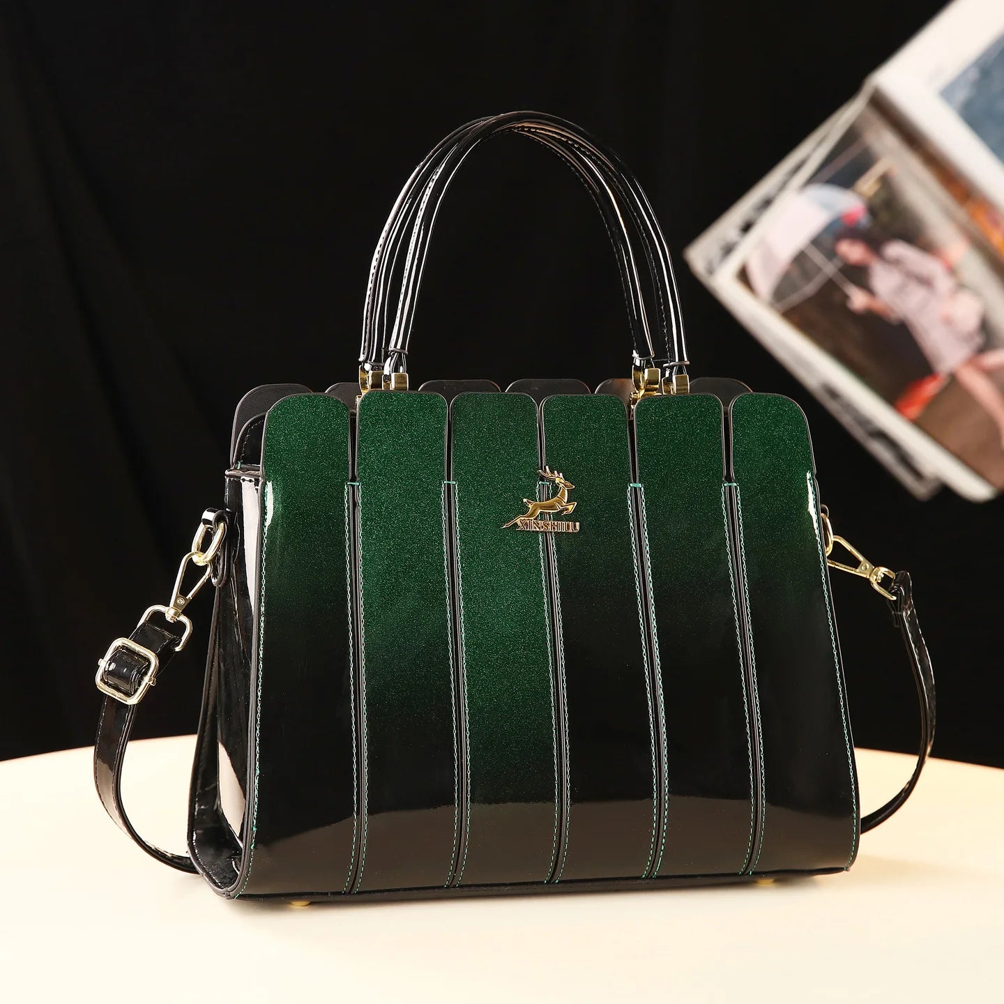 Leather Women’s Handbag Versatile Shoulder & Crossbody Crafted from smooth, bright leather with a stylish design. Comfortable, elegant, and perfect for everyday use.