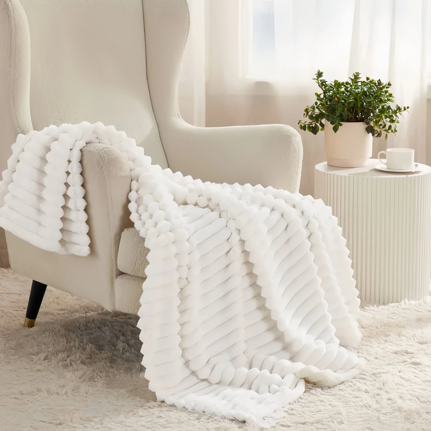 ROSEKIND Blankets 3 Size for Bed, 300GSM Soft & Warm Fleece Throw, Decorative and striped flannel fleece blanket for Adult