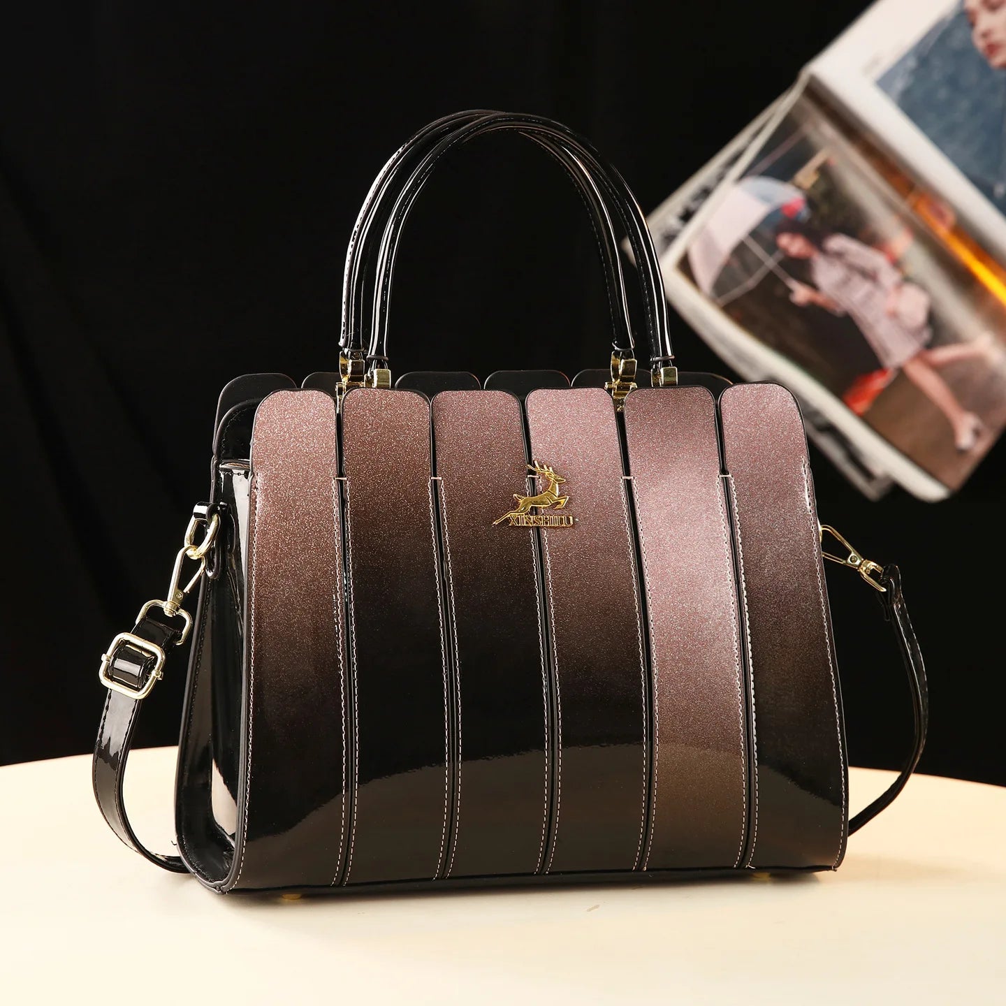 Leather Women’s Handbag Versatile Shoulder & Crossbody Crafted from smooth, bright leather with a stylish design. Comfortable, elegant, and perfect for everyday use.