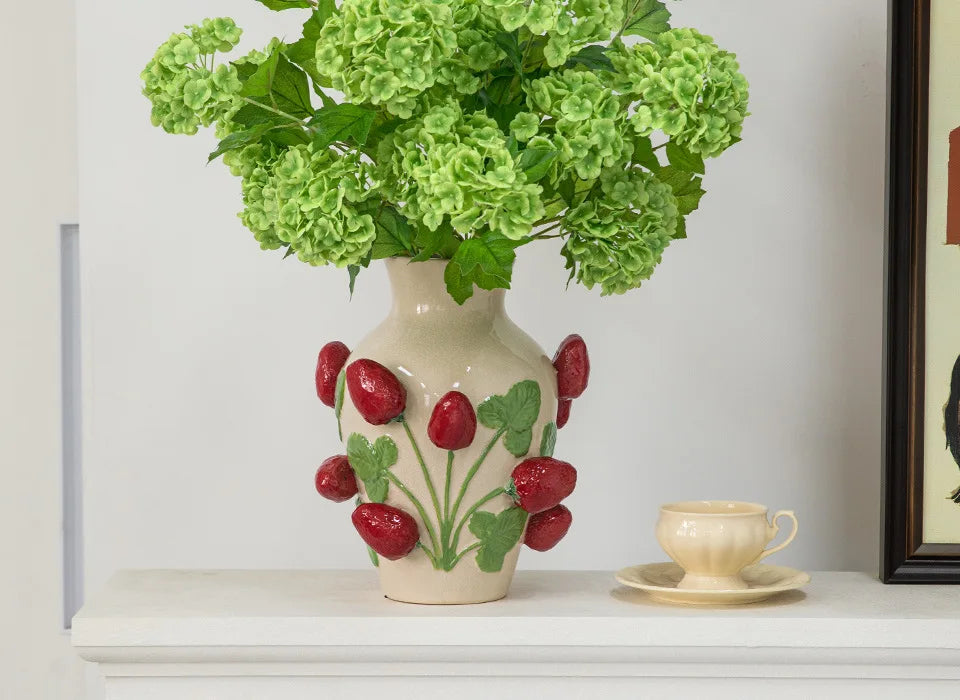 Emboss Strawberry Vase Ceramic Vase Children's Room Artifact Floral Accessories Fruit Pot Flowerpot Home Decoration Accessories