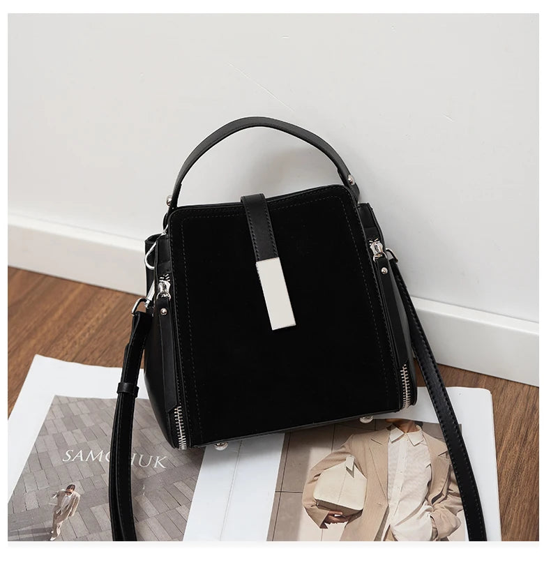 Winter Vintage Suede Leather Women’s Bag – Luxury Cowhide Design Elegant shoulder and crossbody handbag with a timeless vintage look. Soft, durable, and perfect for stylish winter wear.