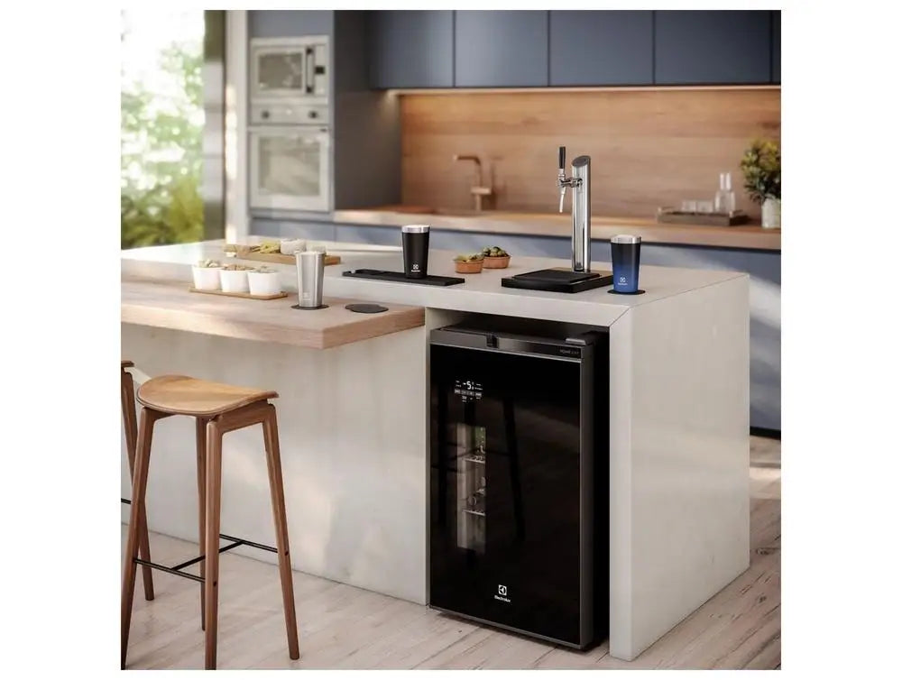 Electrolux Home Bar EB10C Vertical Black 108.5L Frost Free Brewer-220V