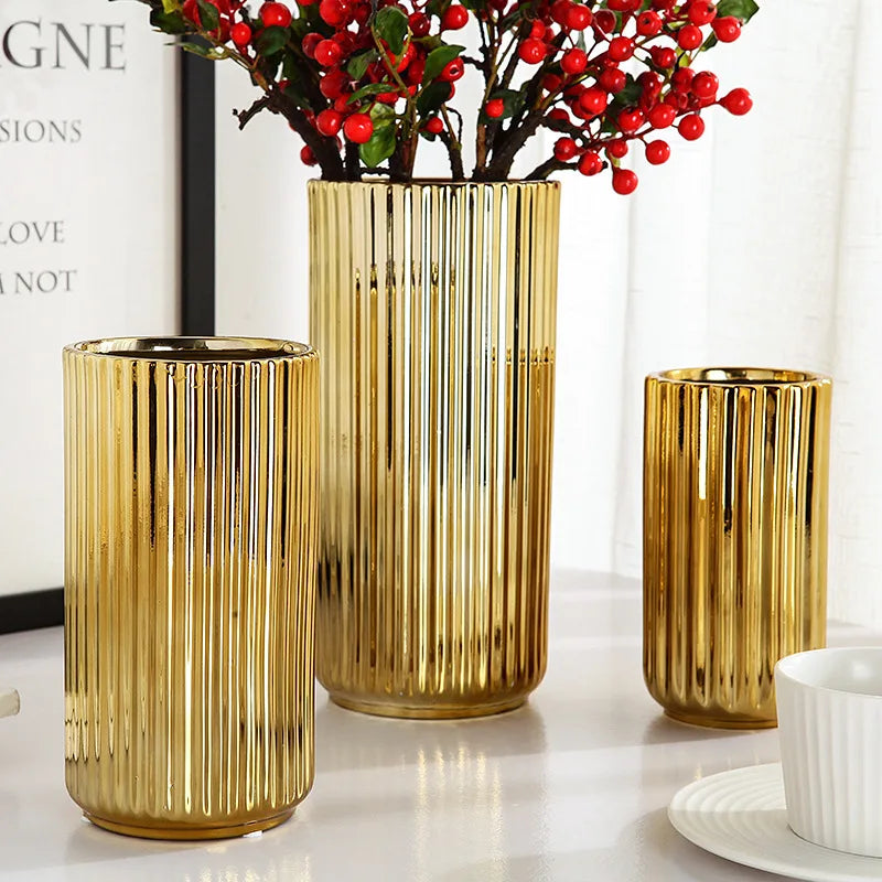 Nordic Ceramic Gold Vase – Elegant Home Décor Stylish flower arrangement vase perfect for living rooms, desktops, or as a thoughtful gift.