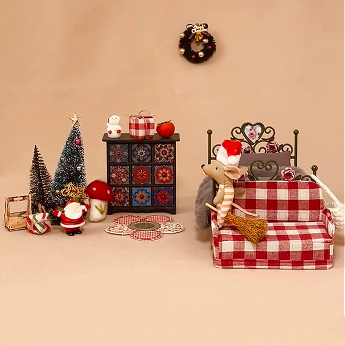 1：12Miniature Simulation Furniture Fabric Foldable  Sofa for minihouse