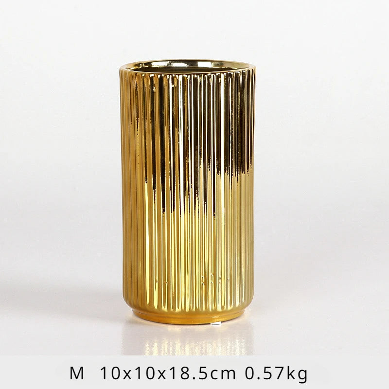 Nordic Ceramic Gold Vase – Elegant Home Décor Stylish flower arrangement vase perfect for living rooms, desktops, or as a thoughtful gift.