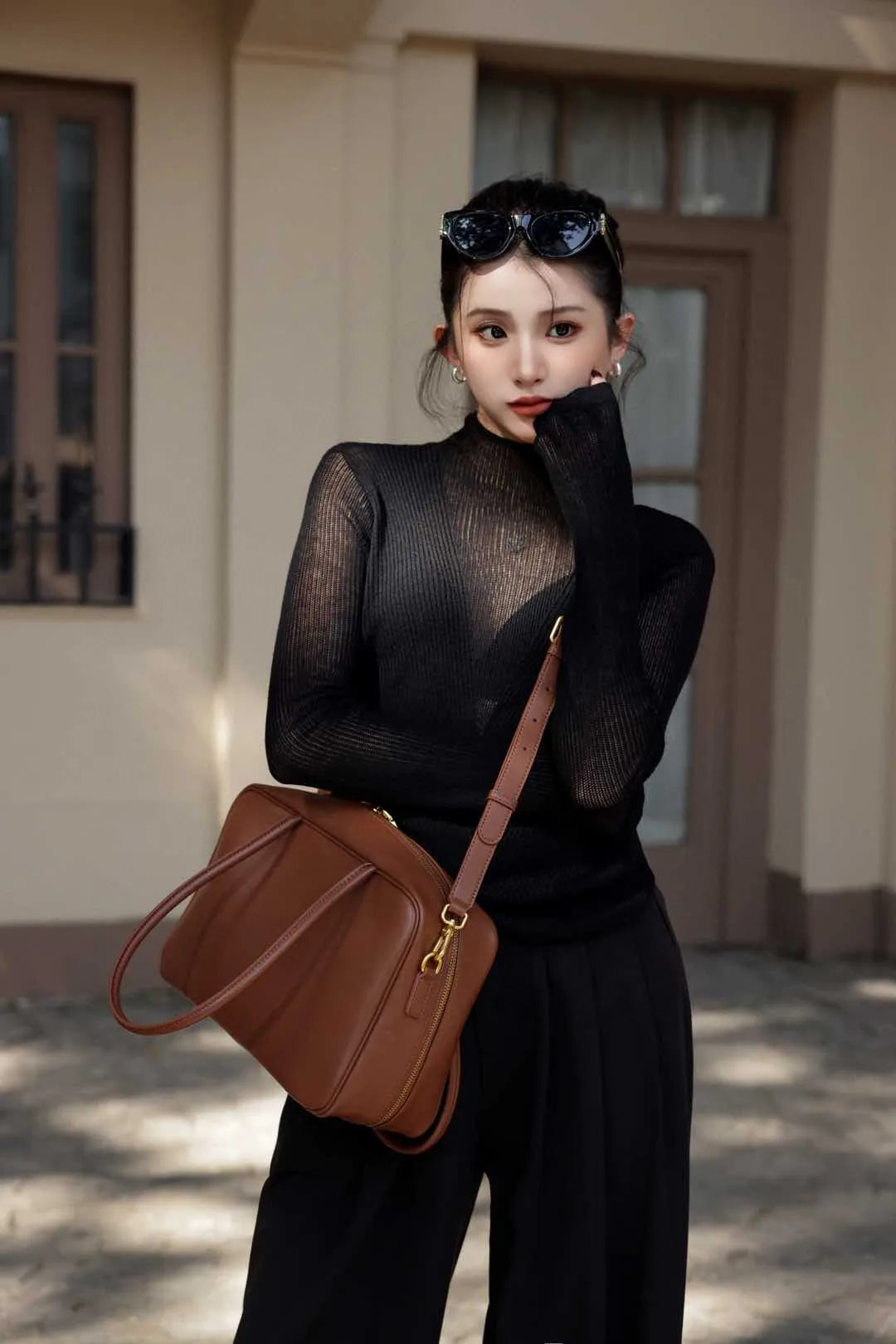 Luxury Genuine Leather Women’s Shoulder Bag Designer-style crossbody made from premium cowhide. Available in black, brown, and coffee colors with a spacious, elegant design for everyday use.