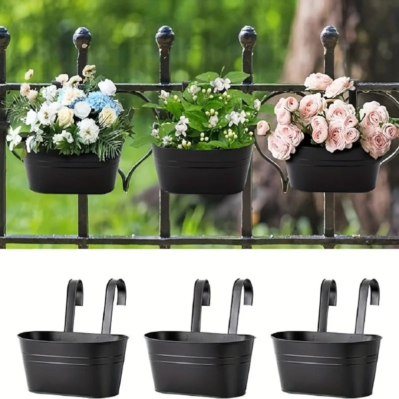 Iron Hanging Railing Planters
Durable metal flower pots with drainage holes + hooks. Perfect for fences, balconies, railings flowers, herbs, succulents.
