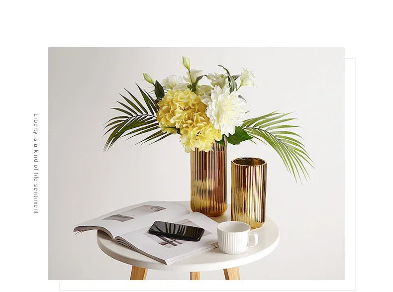 Nordic Ceramic Gold Vase – Elegant Home Décor Stylish flower arrangement vase perfect for living rooms, desktops, or as a thoughtful gift.