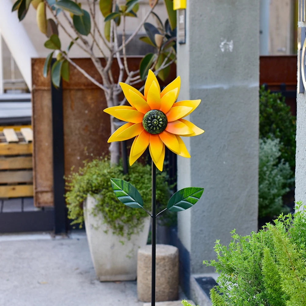 Outdoor Sunflower Wind Spinner
Metal sunflower windmill – spins beautifully in the breeze.
Durable, weather-resistant iron. Perfect for garden, yard, courtyard.