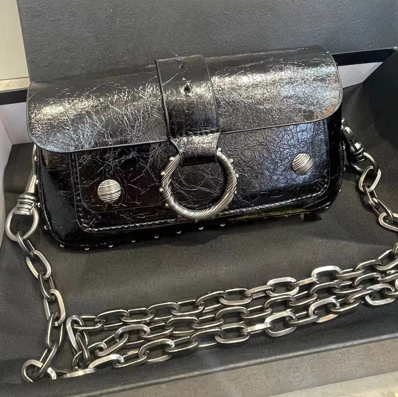 Multi-Color French Design Mini Waist Bag Classic Rivet Style Chic round design with a simple, versatile look. Compact and stylish, perfect for everyday wear.
