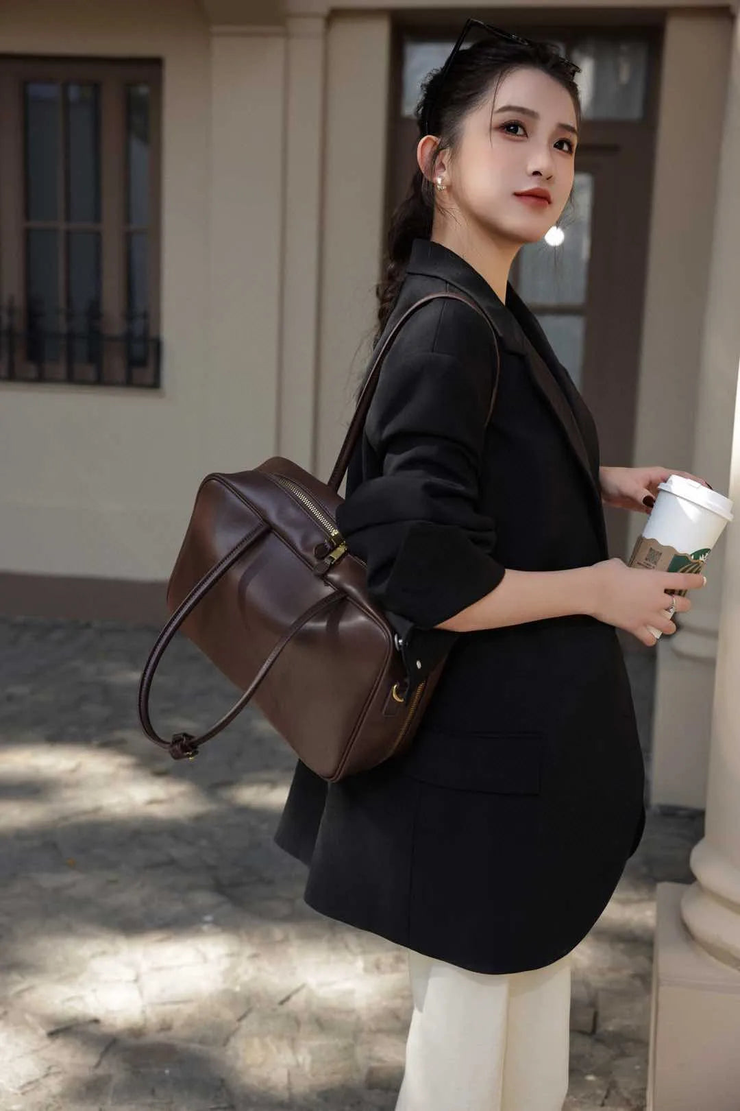 Luxury Genuine Leather Women’s Shoulder Bag Designer-style crossbody made from premium cowhide. Available in black, brown, and coffee colors with a spacious, elegant design for everyday use.