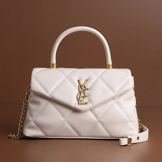High-End Diamond Grid Handbag Fashion Chain Design Elegant and versatile shoulder/crossbody bag with a stylish quilted look. Perfect for everyday wear or special occasions.
