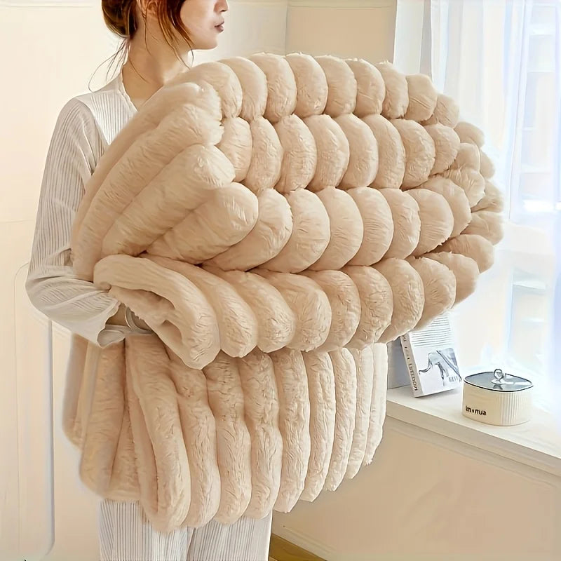 ROSEKIND Blankets 3 Size for Bed, 300GSM Soft & Warm Fleece Throw, Decorative and striped flannel fleece blanket for Adult